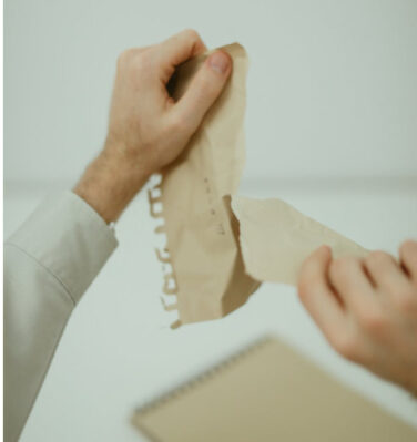 紙や布を引っ張って「やぶる」「引き裂く」の表現(tear/rip) » yumemiru-blog